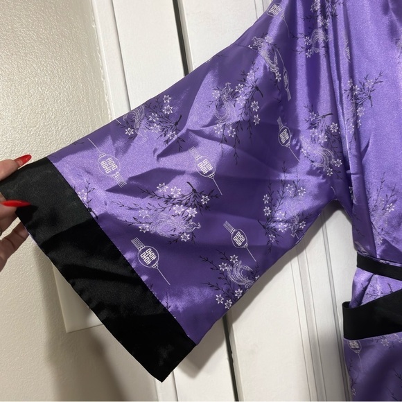 Asian Vintage Silk feel Reversible embroidered Dragon Robe one size - Picture 13 of 16